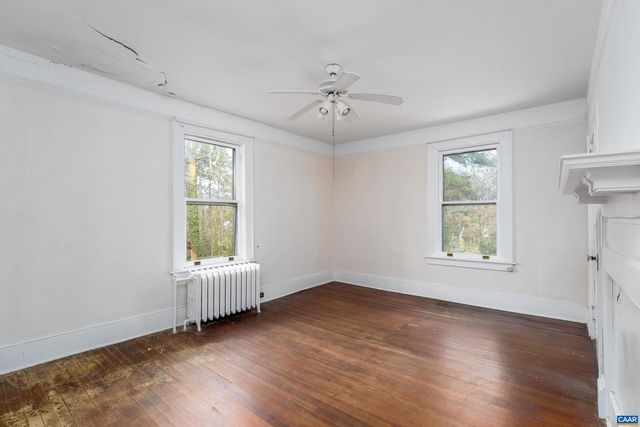 278 JAMES RIVER RD, Scottsville, VA 24590