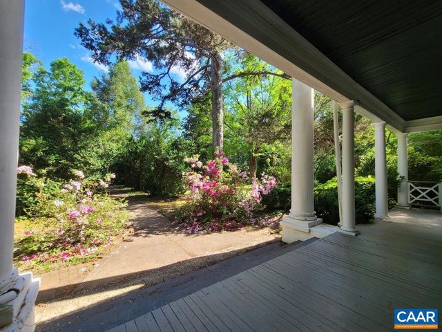 278 JAMES RIVER RD, Scottsville, VA 24590