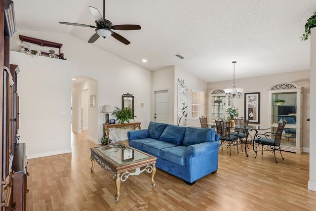 3648 Coco Lake Drive, Coconut Creek, FL 33073