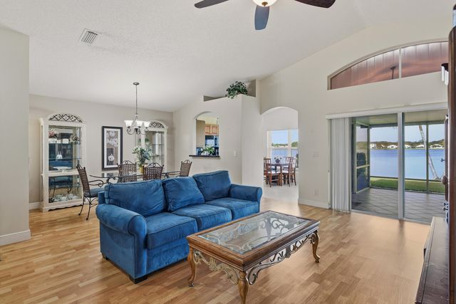 3648 Coco Lake Drive, Coconut Creek, FL 33073