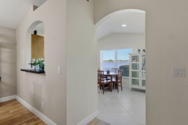 3648 Coco Lake Drive, Coconut Creek, FL 33073