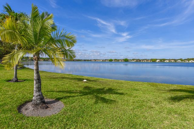 3648 Coco Lake Drive, Coconut Creek, FL 33073
