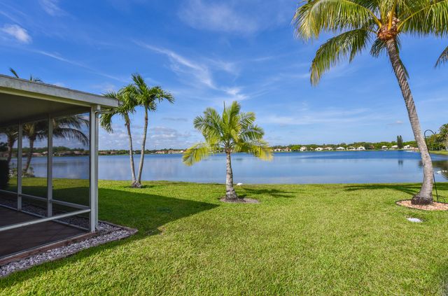 3648 Coco Lake Drive, Coconut Creek, FL 33073