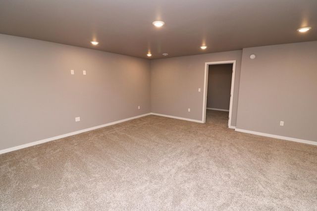 10366 73rd Street S, Horace, ND 58047