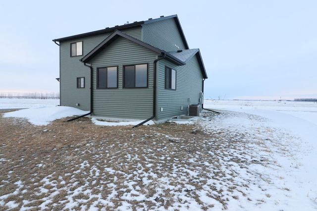 10366 73rd Street S, Horace, ND 58047