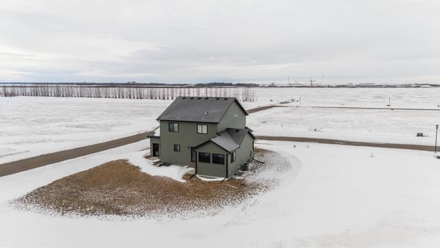 10366 73rd Street S, Horace, ND 58047