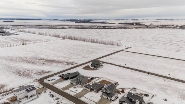 10366 73rd Street S, Horace, ND 58047