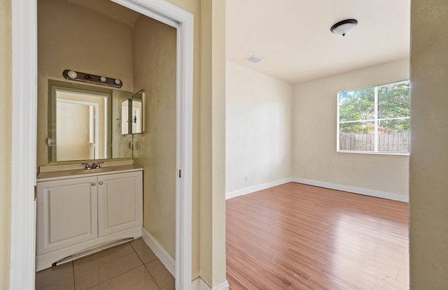 1584 SW 2nd Street, Homestead, FL 33030