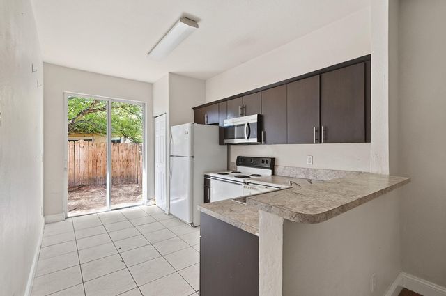 1584 SW 2nd Street, Homestead, FL 33030