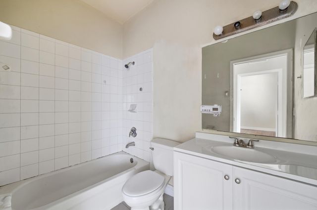 1584 SW 2nd Street, Homestead, FL 33030