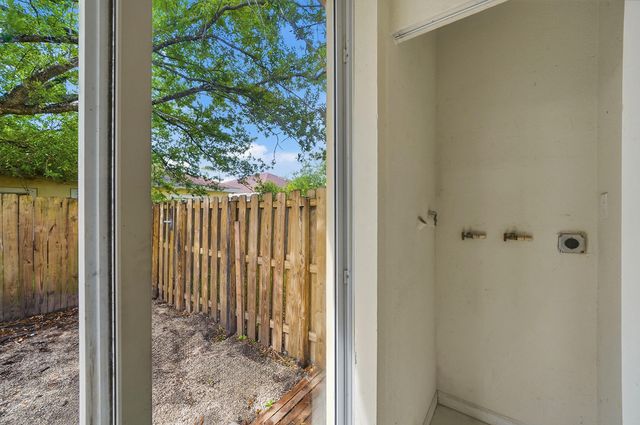 1584 SW 2nd Street, Homestead, FL 33030