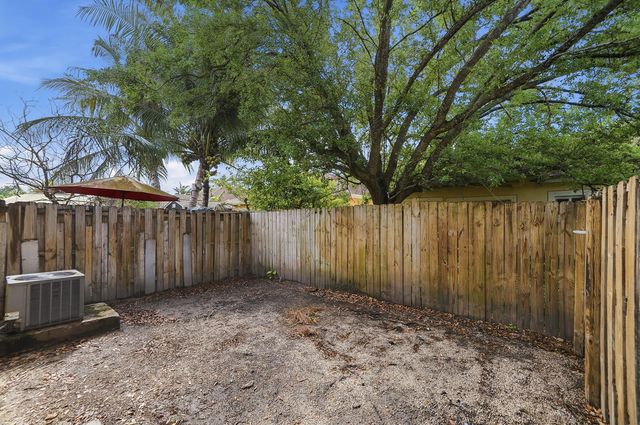 1584 SW 2nd Street, Homestead, FL 33030