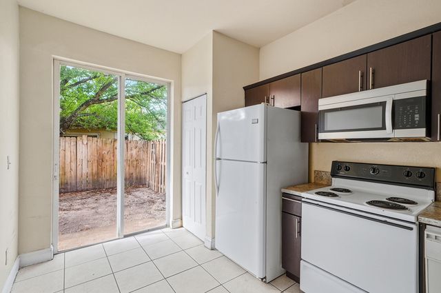 1584 SW 2nd Street, Homestead, FL 33030