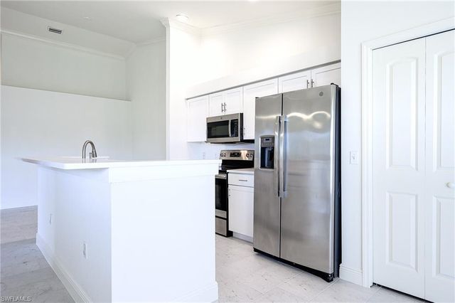 20021 Barletta LN # 2225, Estero, FL 33928