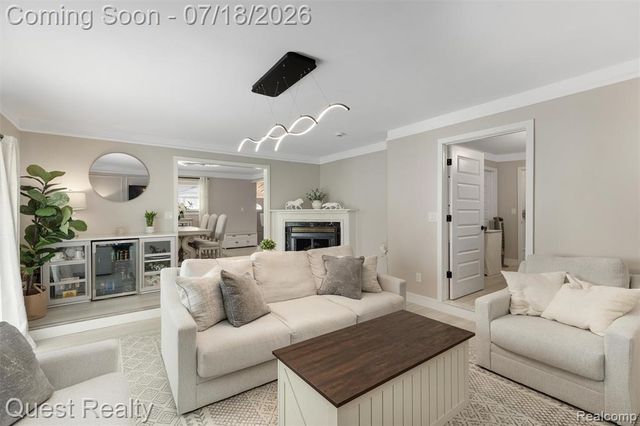 2103 Garry Drive, Troy, MI 48083