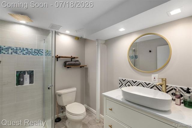 2103 Garry Drive, Troy, MI 48083