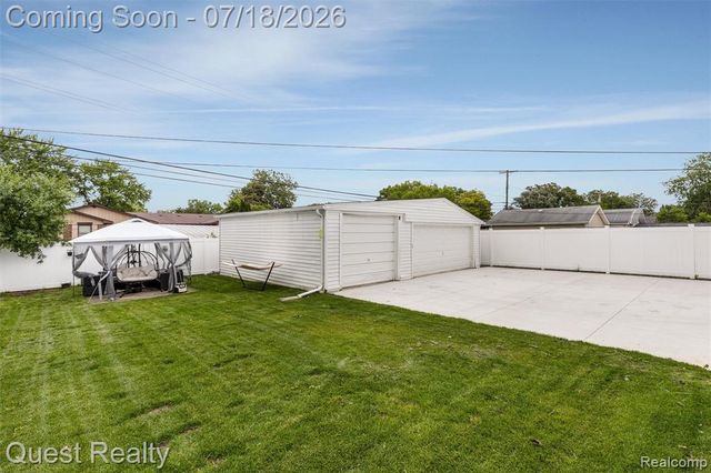 2103 Garry Drive, Troy, MI 48083