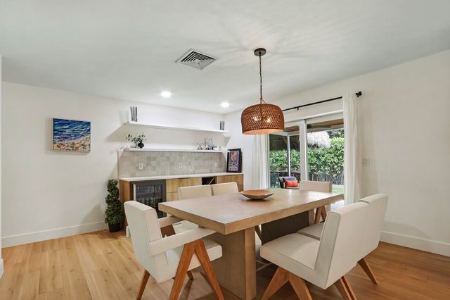 354 COUNTRY CLUB Drive, Tequesta, FL 33469