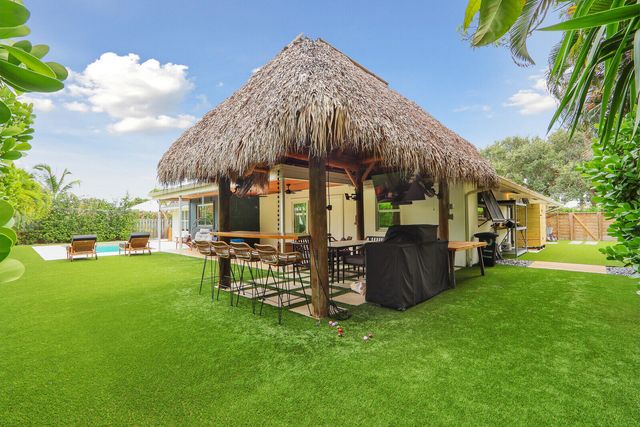 354 COUNTRY CLUB Drive, Tequesta, FL 33469