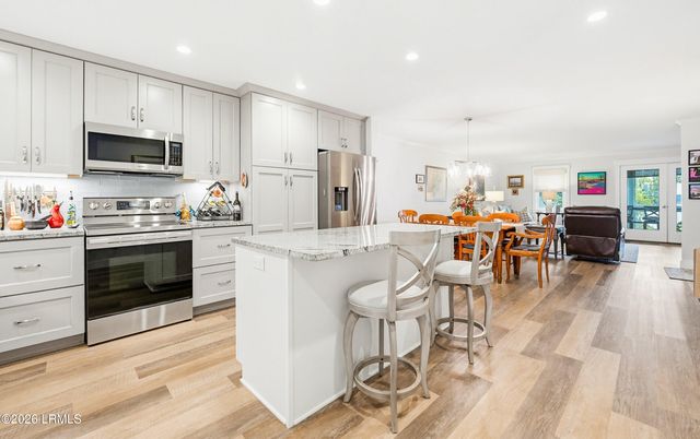 10 Riverwind Drive, Port Royal, SC 29935