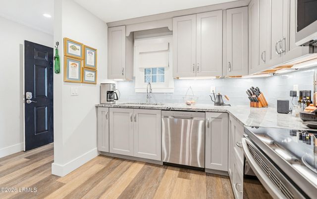 10 Riverwind Drive, Port Royal, SC 29935