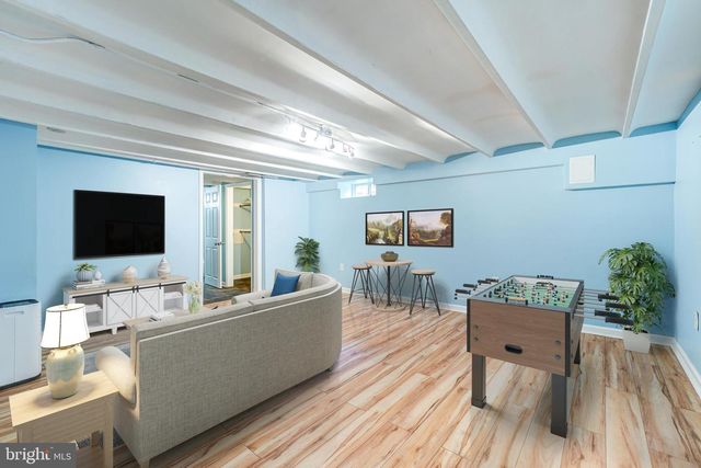 849 S GLEBE RD, Arlington, VA 22204