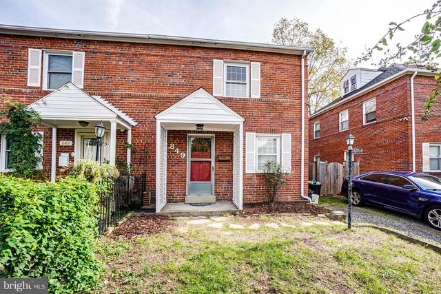 849 S GLEBE RD, Arlington, VA 22204