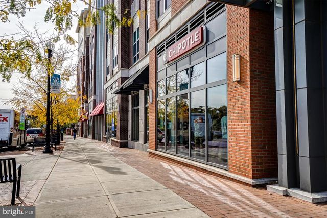 849 S GLEBE RD, Arlington, VA 22204