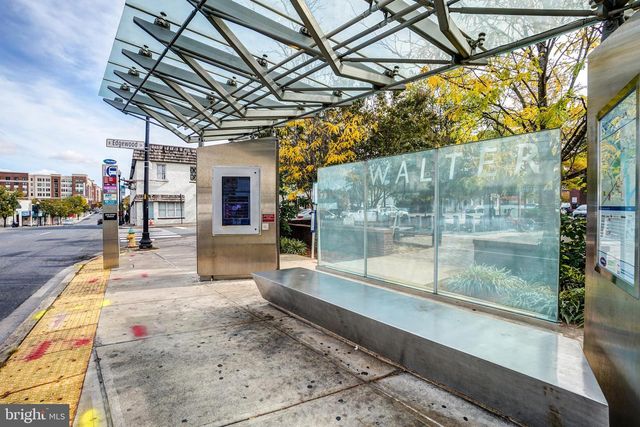 849 S GLEBE RD, Arlington, VA 22204