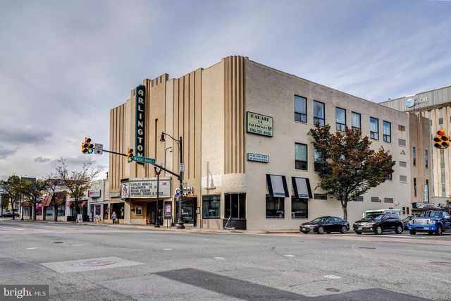 849 S GLEBE RD, Arlington, VA 22204
