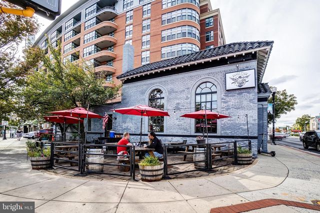 849 S GLEBE RD, Arlington, VA 22204