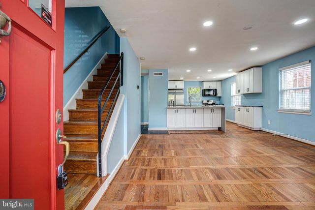 849 S GLEBE RD, Arlington, VA 22204