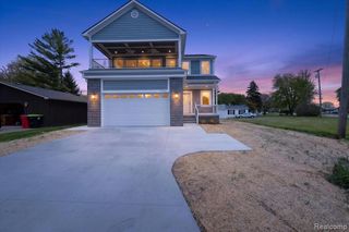 37235 Jefferson Avenue, Harrison Twp, MI 48045