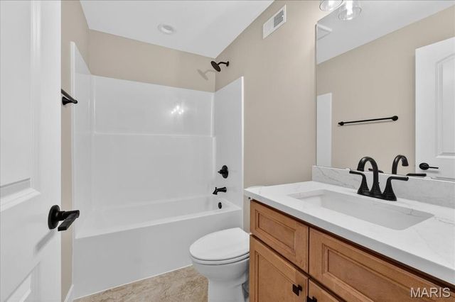 844 Mohave Court, Shiloh, IL 62221