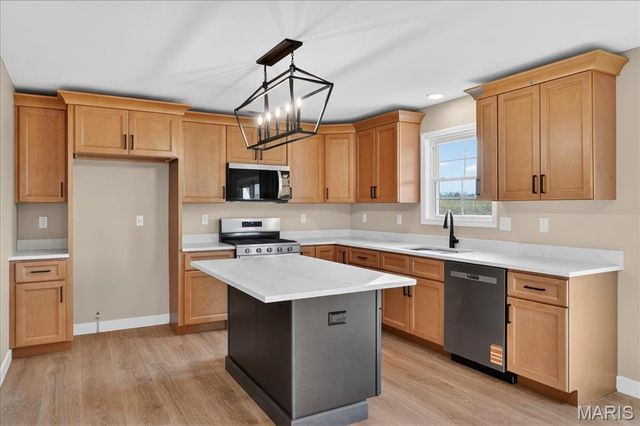 844 Mohave Court, Shiloh, IL 62221