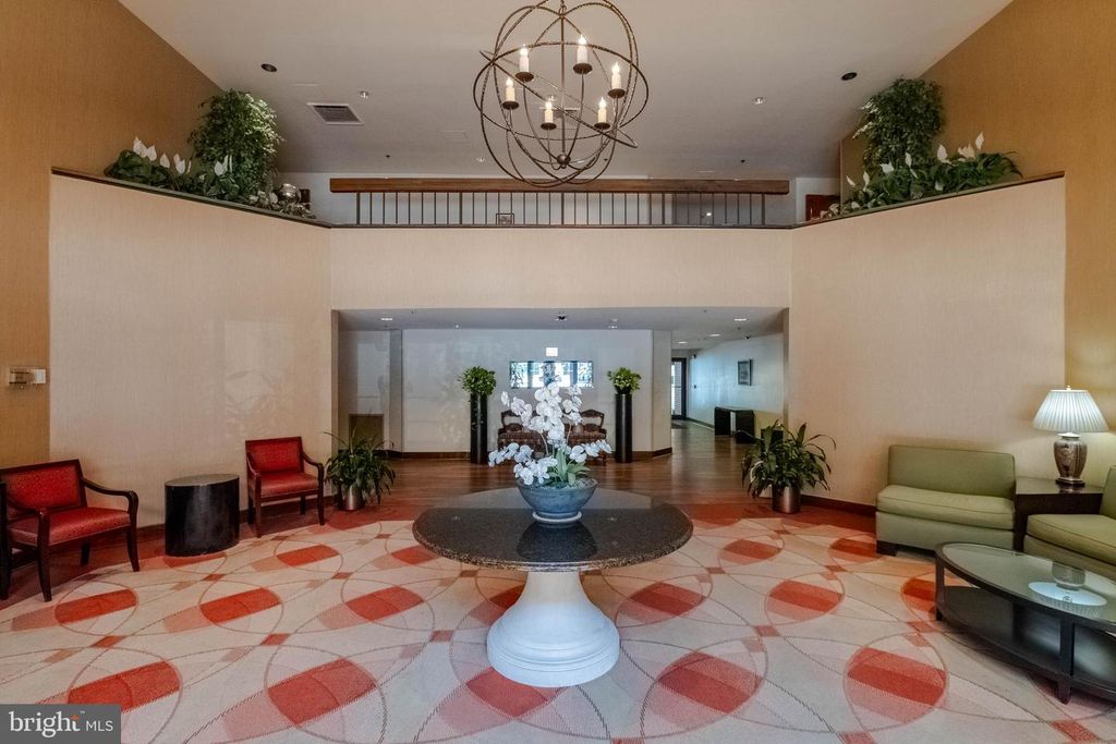 Image 6 of property listing at 1 SOUTHERLY CT #305, Towson, MD 21286