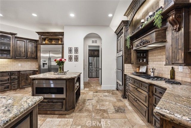 17609 Legend Oaks, Bakersfield, CA 93314