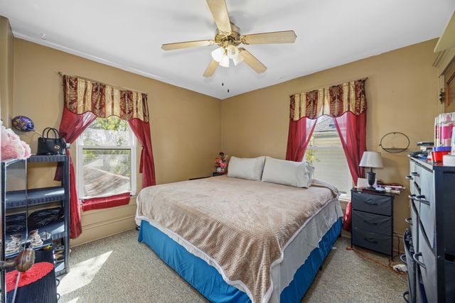 427 Grand Avenue, Aurora, IL 60506
