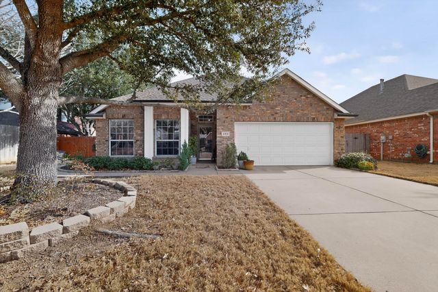 202 Moss Court, Mansfield, TX 76063