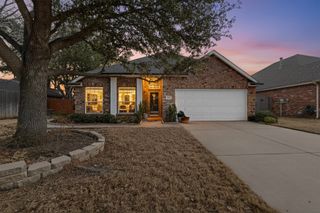 202 Moss Court, Mansfield, TX 76063