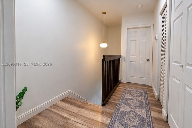 1046 NW 107th Ave, Pembroke Pines, FL 33026