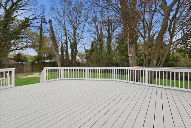 72 Seminole Street, Selden, NY 11784