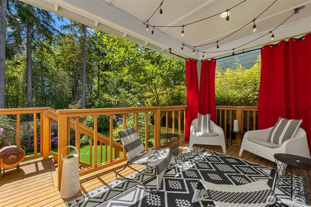 2447 NE Athlon Court, Poulsbo, WA 98370