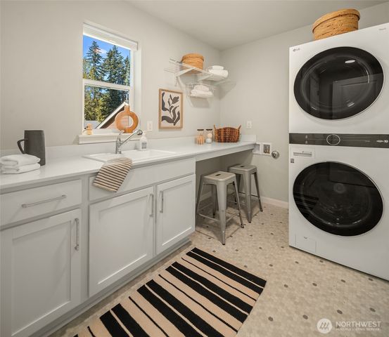 2447 NE Athlon Court, Poulsbo, WA 98370