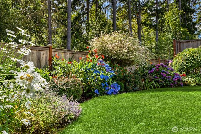 2447 NE Athlon Court, Poulsbo, WA 98370