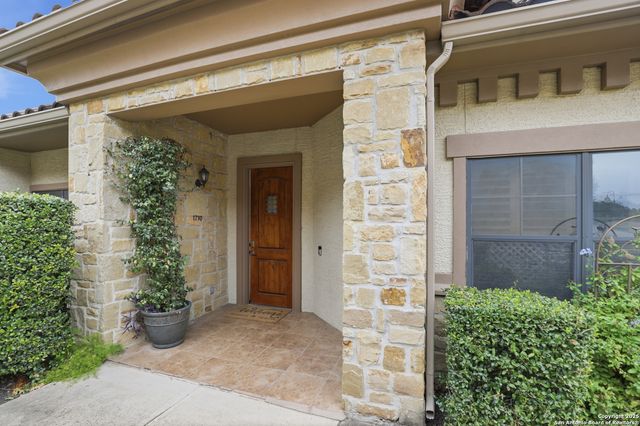 7800 Southwest Pkwy Unit 1710, Austin, TX 78735