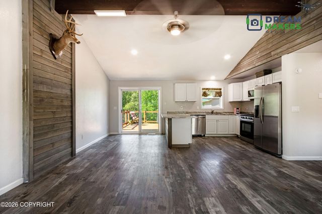 4000 S Eagle Bay Drive, Wasilla, AK 99623