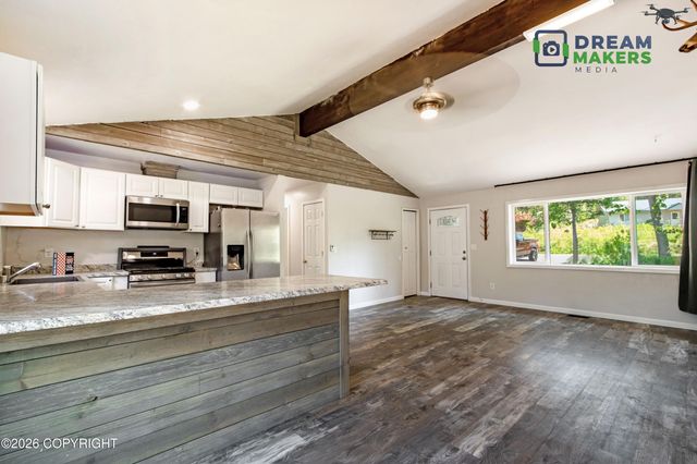 4000 S Eagle Bay Drive, Wasilla, AK 99623