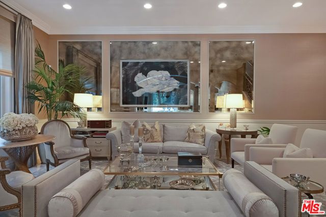 13023 Montana Avenue 104, Los Angeles, CA 90049