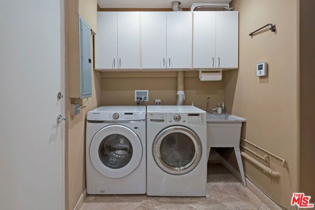 13023 Montana Avenue 104, Los Angeles, CA 90049